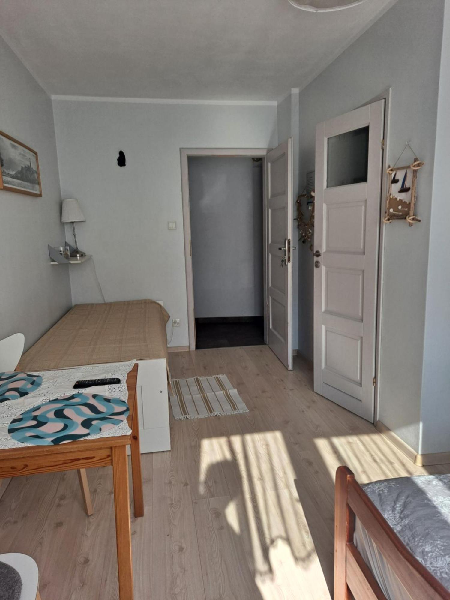 Apartament Pokoje U Franka Jastarnia Exterior photo